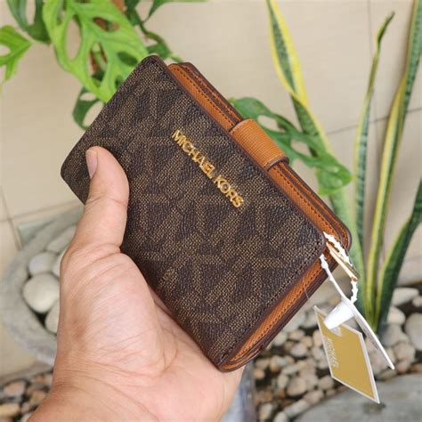 michael kors butternut wallet|Michael Kors bifold wallet.